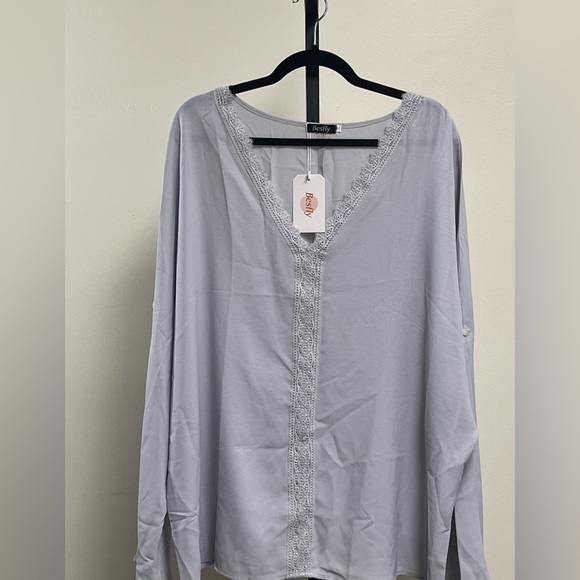 Plus size blouse - Picture 1 of 3